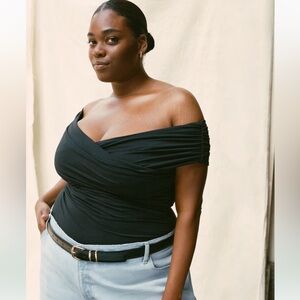 Abercrombie & Fitch-Off-The-Shoulder Ruched Wrap Top